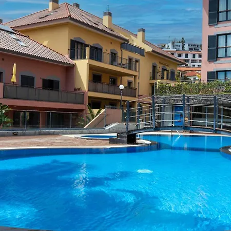 Deluxe Living By Lovelystay Appartement