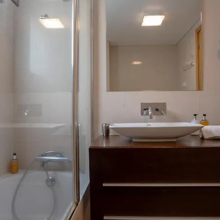 Deluxe Living By Lovelystay Appartement *