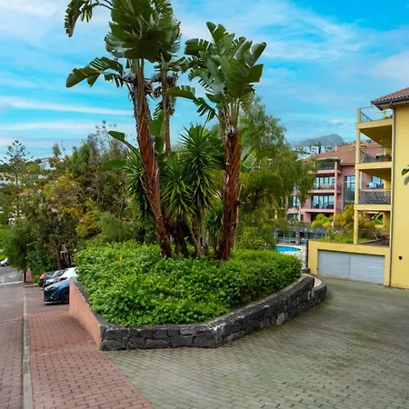 Deluxe Living By Lovelystay Appartement