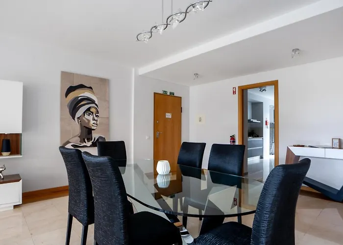 Lejlighed Deluxe Living By Lovelystay Funchal (Madeira)